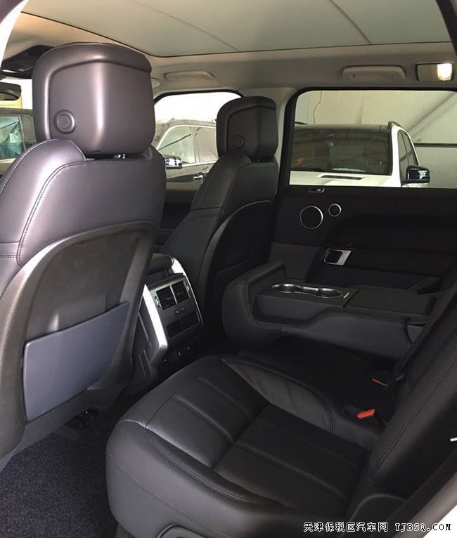 平行进口车18款路虎揽胜运动汽油版 20轮/全景现车86.5万