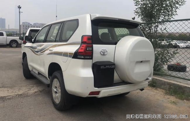 2018款丰田普拉多2700中东版 17轮/外挂/冰箱现车45.1万