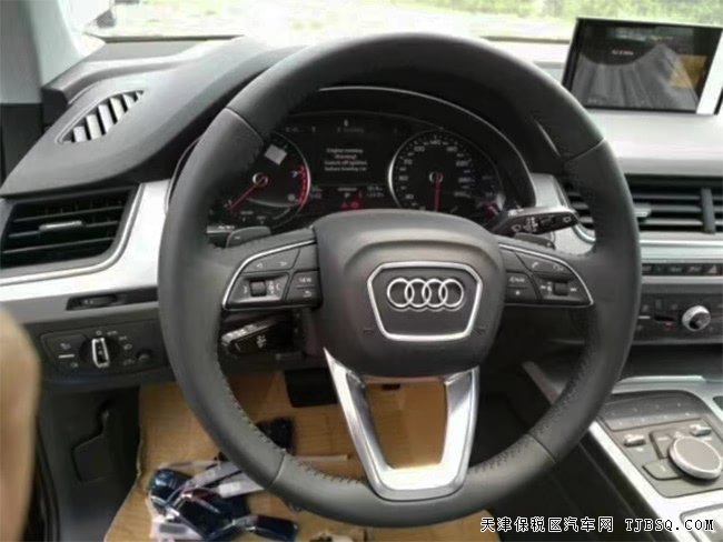 2017款奥迪Q7欧规版2.0T 全景天窗/18轮/真皮现车53.5万