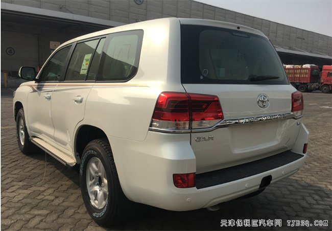 进口丰田兰德酷路泽4000中东版 18款现车优享经典