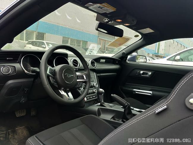 2018款福特野马2.3T美规版 平行进口经典肌肉跑车28.8万