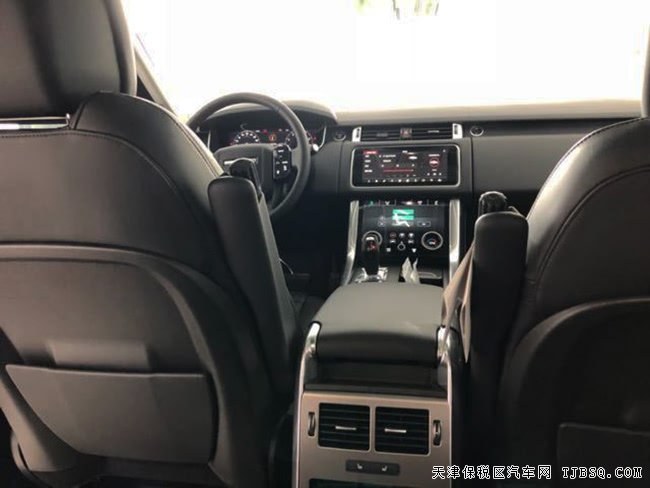 2018款路虎揽胜运动汽油版 20轮/驾辅/全景天窗现车88万