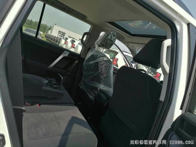 18款丰田普拉多2700中东版 9气囊/天窗/后挂现车46.8万