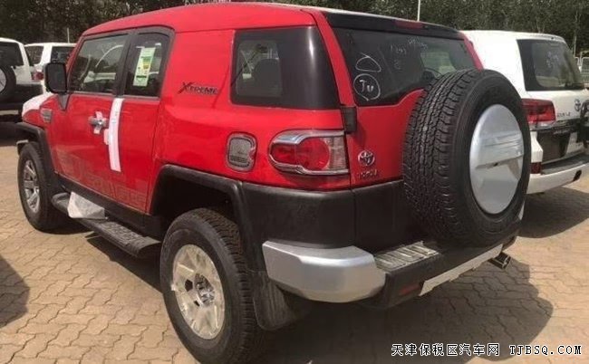 2018款丰田FJ酷路泽4.0L中东版 后挂备胎/17轮现车49万
