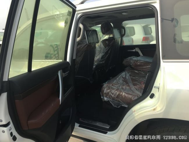 2018款丰田酷路泽5700中东版 雷测/20轮/天窗现车123万
