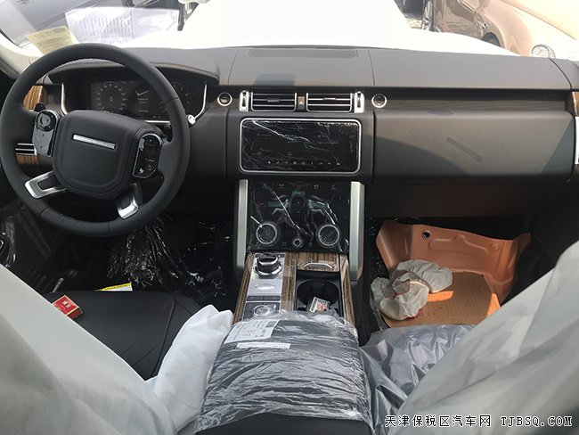 18款路虎揽胜3.0T行政汽油版 20轮/二代/全景现车118万