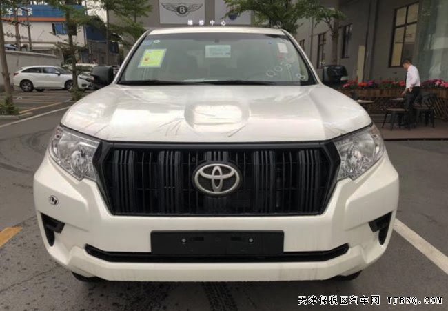 2018款丰田普拉多2700中东版 7座SUV现车优惠酬宾