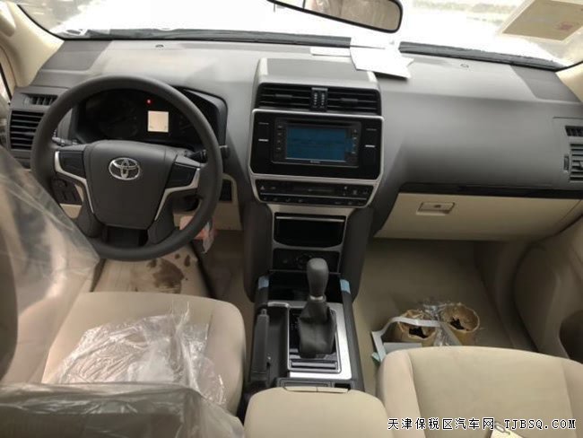 2018款丰田普拉多2700中东版 7座SUV现车优惠酬宾