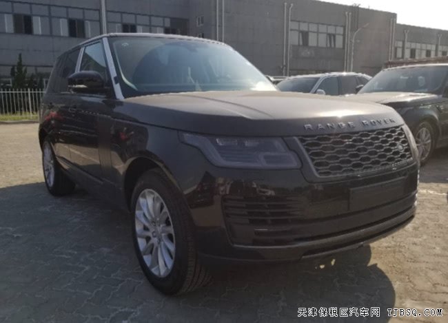 2018款路虎揽胜3.0T行政汽油版 全景天窗/20轮现车116万
