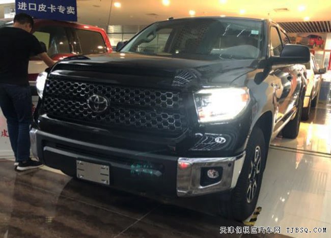 18款丰田坦途5.7L加规版皮卡 自适应巡航/18轮现车45万