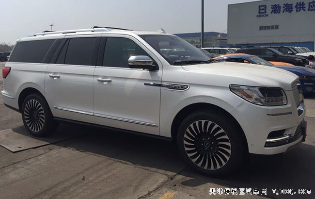 18款林肯领航员3.5T美规版 800A/22轮/科技包现车168万