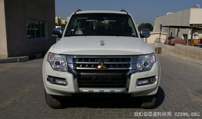 2018款三菱帕杰罗V97中东版 大天窗/7座/双差现车37.5万