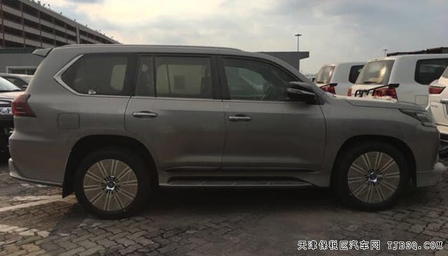 2018款雷克萨斯LX570中东版 巅峰限量版现车162.5万钜惠