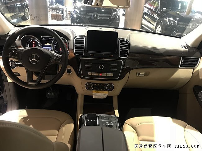 2018款奔驰GLE550E混动美规版 空悬包/P02包现车83万购