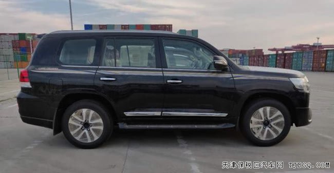 2018款丰田酷路泽5700中东版 NAPPA真皮/雷测现车139万