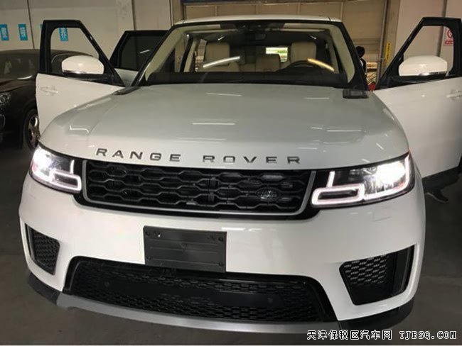 2018款路虎揽胜运动汽油版 3.0T揽运现车震撼呈现