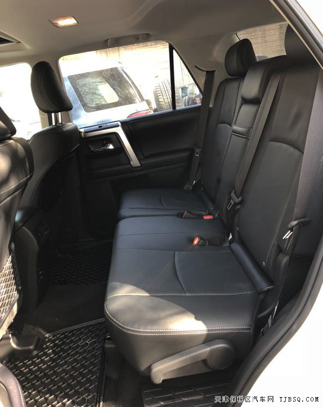 2018款丰田超霸4.0L加规版 10气囊/20轮/天窗现车61.5万