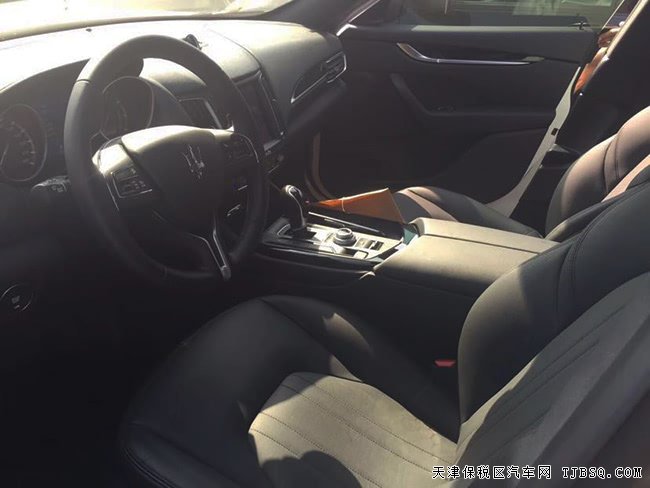 2018款玛莎拉蒂levante美规版 全景/遥启/19轮现车82万