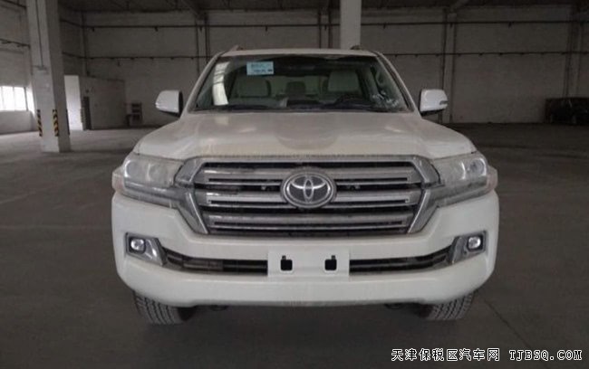 2018款丰田酷路泽5700中东版 12气囊/7座/天窗现车92万