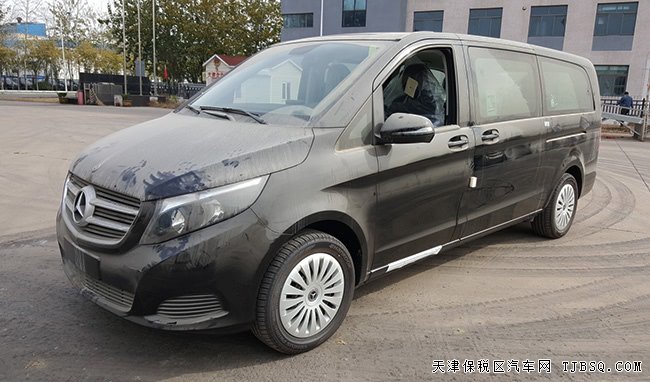 2018款奔驰V250中东版 6座手续/17轮/电动门现车49.5万
