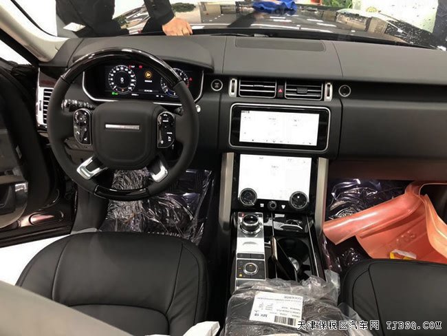 2018款路虎揽胜3.0T汽油版 20轮/全景/二代现车116.5万