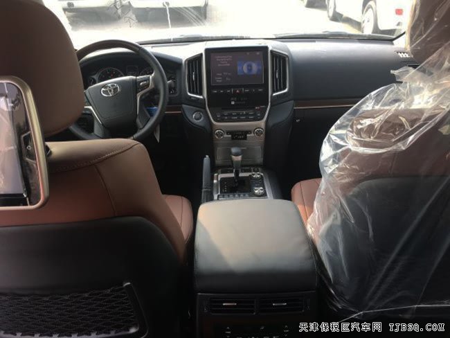 18款丰田酷路泽5700中东版 12气囊/雷测/底升现车120万