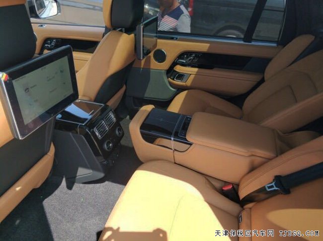 18款路虎揽胜3.0T创世加长版 雷测/全景/21轮现车159万