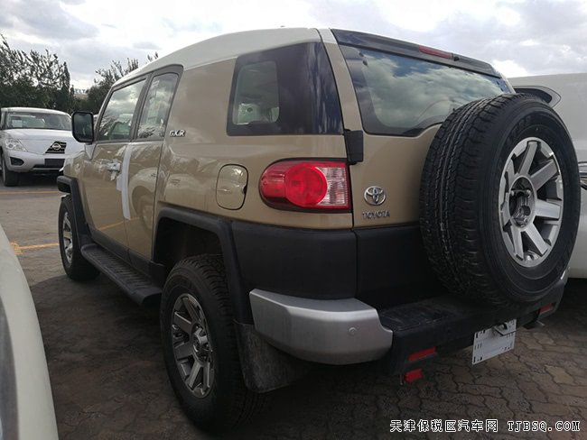 18款丰田FJ酷路泽4.0L中东版 气泵/双油/差速锁现车48万