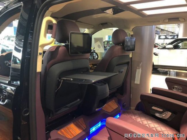 2018款丰田塞纳3.5L四驱版 七座/后娱/航空座椅现车61万