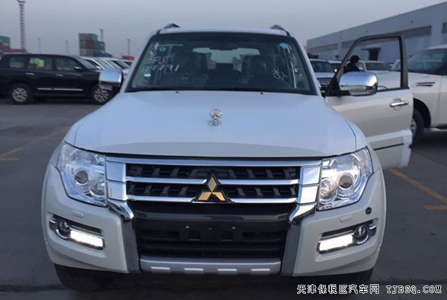 2018款三菱帕杰罗V97中东版 后挂/18轮/天窗现车36.5万