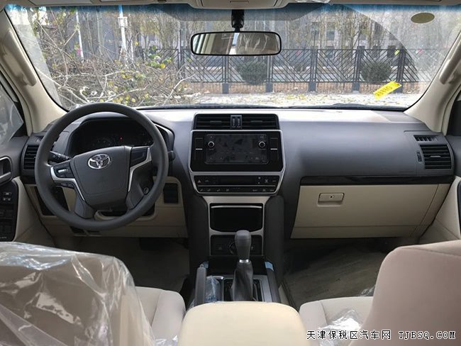 2018款丰田霸道2700中东版 天窗/后挂备胎/17轮现车45万