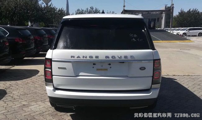 18款路虎揽胜3.0T柴油创世加长版 22轮/创世包现车160万