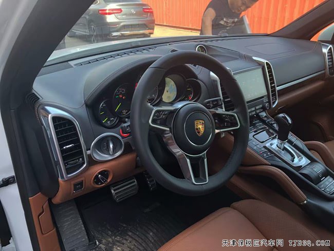 2018款保时捷卡宴3.0T汽油版 经典运动SUV优惠购
