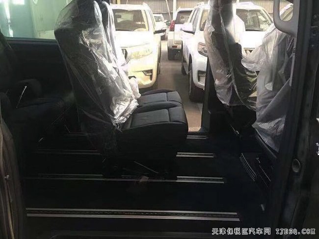 2018款奔驰V250加长版 七座真皮/18轮/电动门现车55.5万