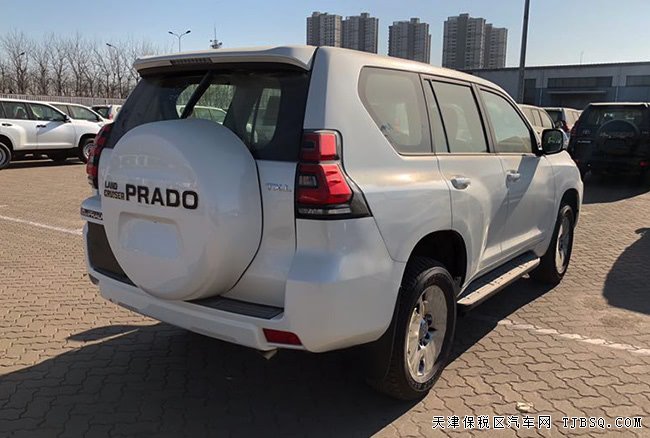 2019款丰田普拉多4000中东版 后挂/天窗/18轮现车59.6万