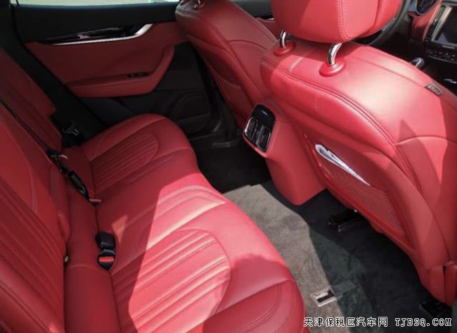 2018款玛莎拉蒂levante加规版 莱万特现车优惠起航