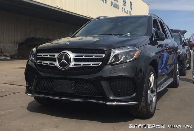 2018款奔驰GLS450AMG加规版 豪华7座SUV魅力呈现