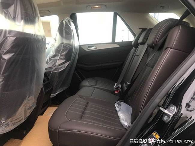 18款奔驰GLE400中东版 全景天窗/19轮/LED大灯现车78万