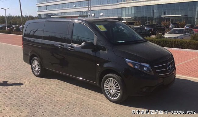 2018款奔驰METRIS加规版 17轮/电动门/金属漆现车39.5万