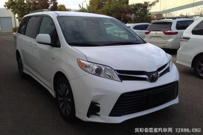 2018款丰田塞纳3.5L四驱标配版 雷测/18轮/7座现车52万