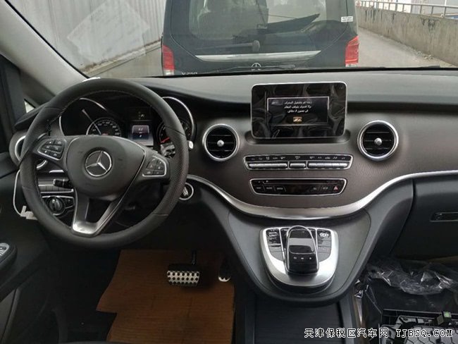 2019款奔驰V250中东版 七座真皮/18轮/电动门现车55.5万