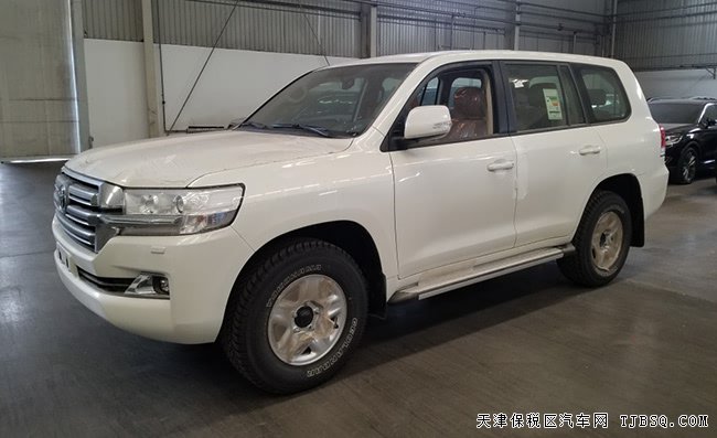 2018款丰田酷路泽4500中东版 柴油版现车绚丽来袭