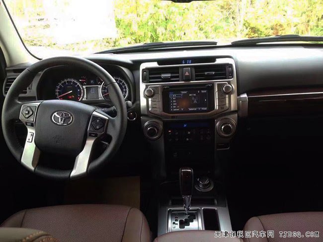 2018款丰田超霸4.0L加规版 10气囊/20轮/天窗现车57万