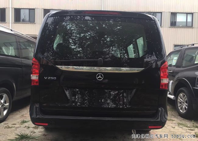 2018款奔驰V250L商务车 经典七座MPV现车乐享经典