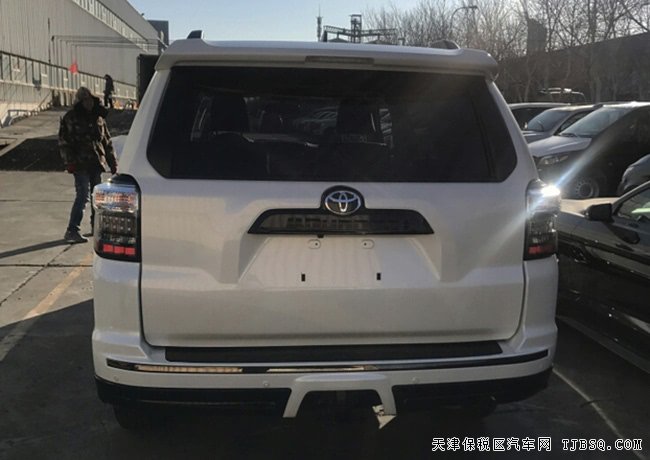 19款丰田超霸4.0L加规版 黑耀套件/20轮/8气囊现车61万