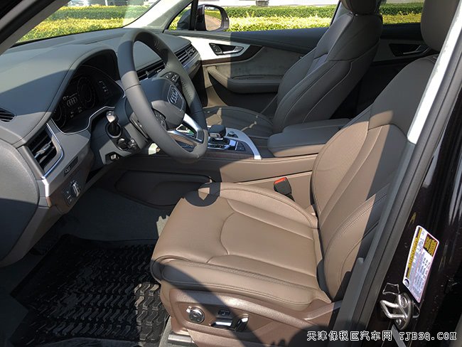 2018款奥迪Q7加规版 全景/动态驾驶包/Sline包现车75万
