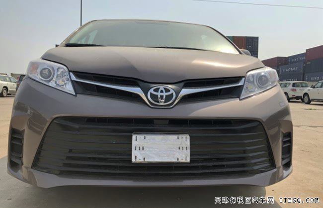 2018款丰田塞纳3.5L两驱版 经典商务车优惠酬宾
