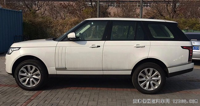 17款路虎揽胜3.0T柴油Vogue版 21轮/全景/二代现车108万
