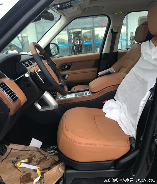 2018款路虎揽胜3.0T创世版 豪华SUV现车惠满津城