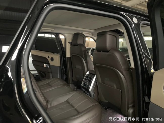 2019款路虎揽胜运动汽油版 HSE包/20轮/视觉包现车89万